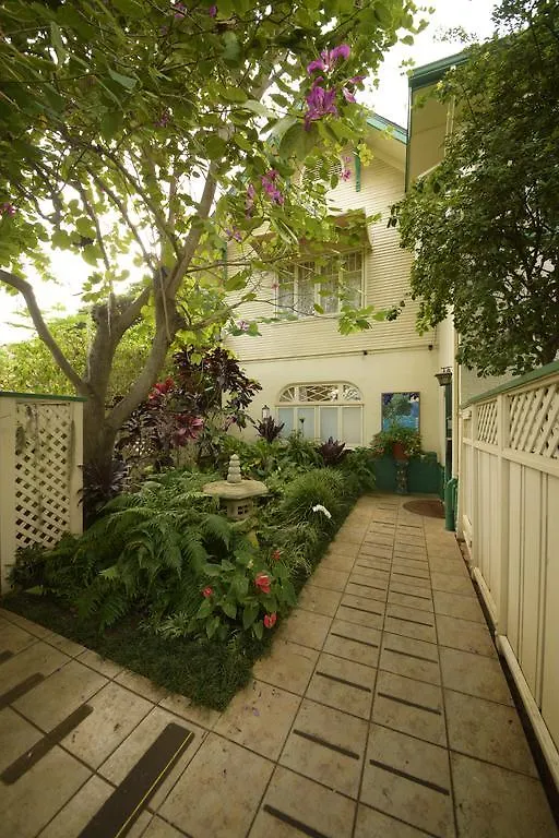 The Historic Wailuku Inn Maui