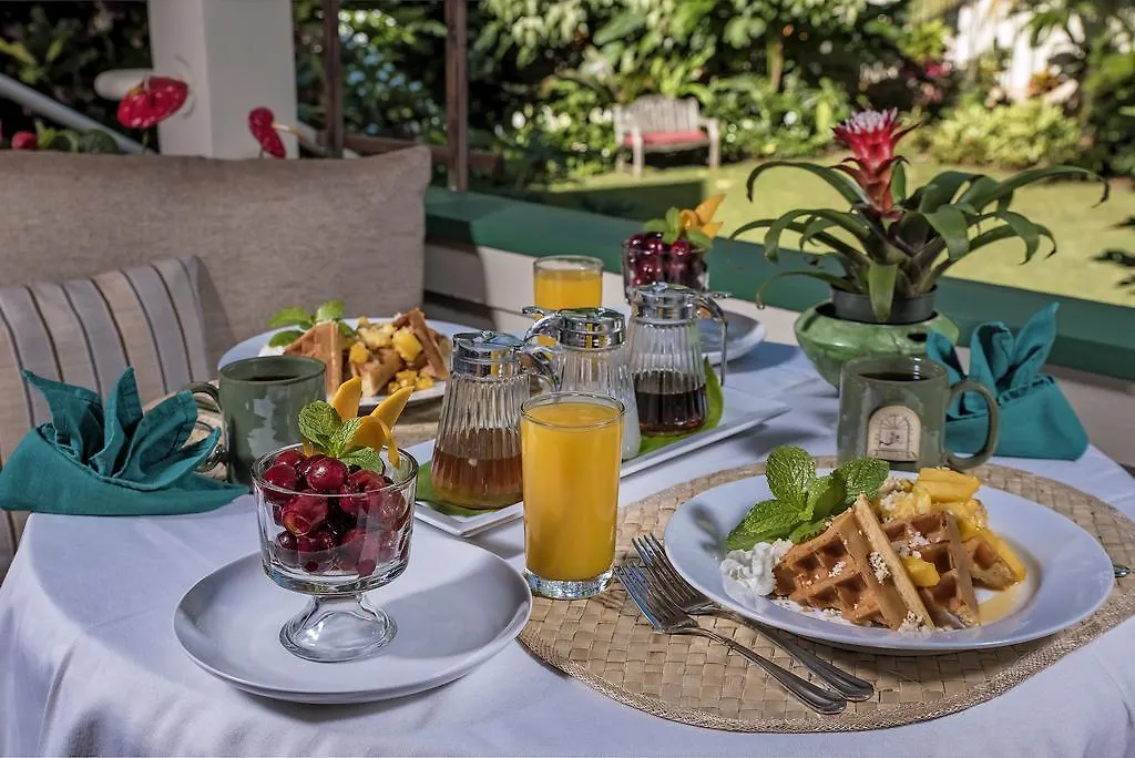The Historic Wailuku Inn Maui Guest house