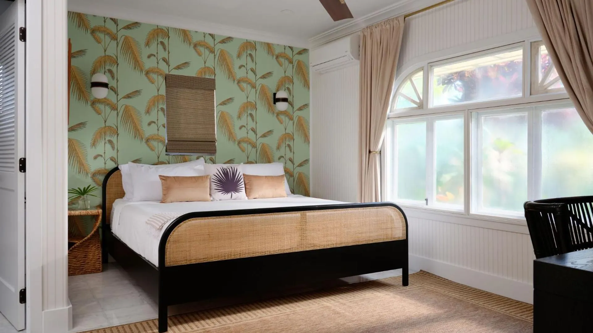 *** Guest house The Historic Wailuku Inn Maui United States